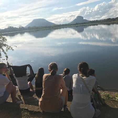 Sigiriya Village Home Stay Luaran gambar