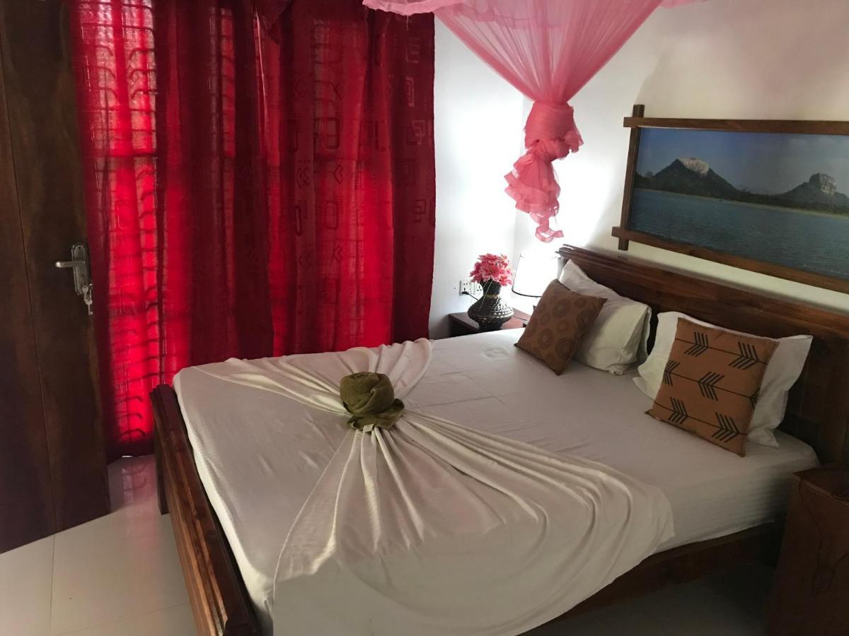Sigiriya Village Home Stay Luaran gambar