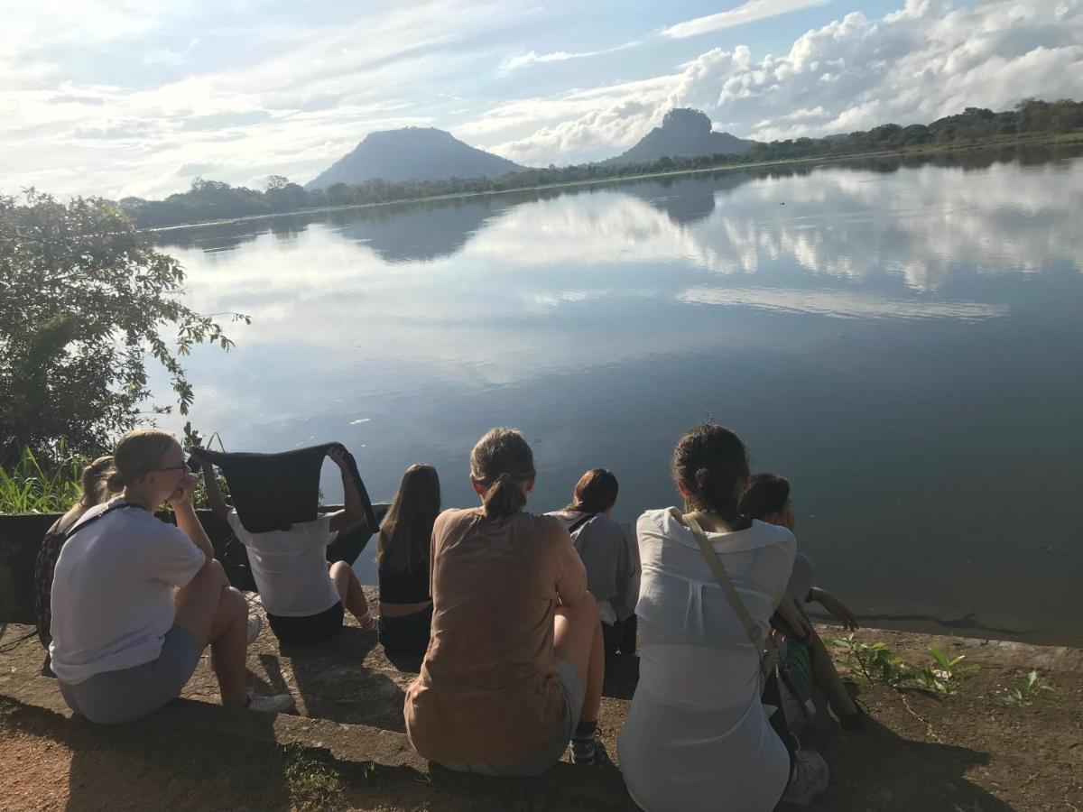 Sigiriya Village Home Stay Luaran gambar