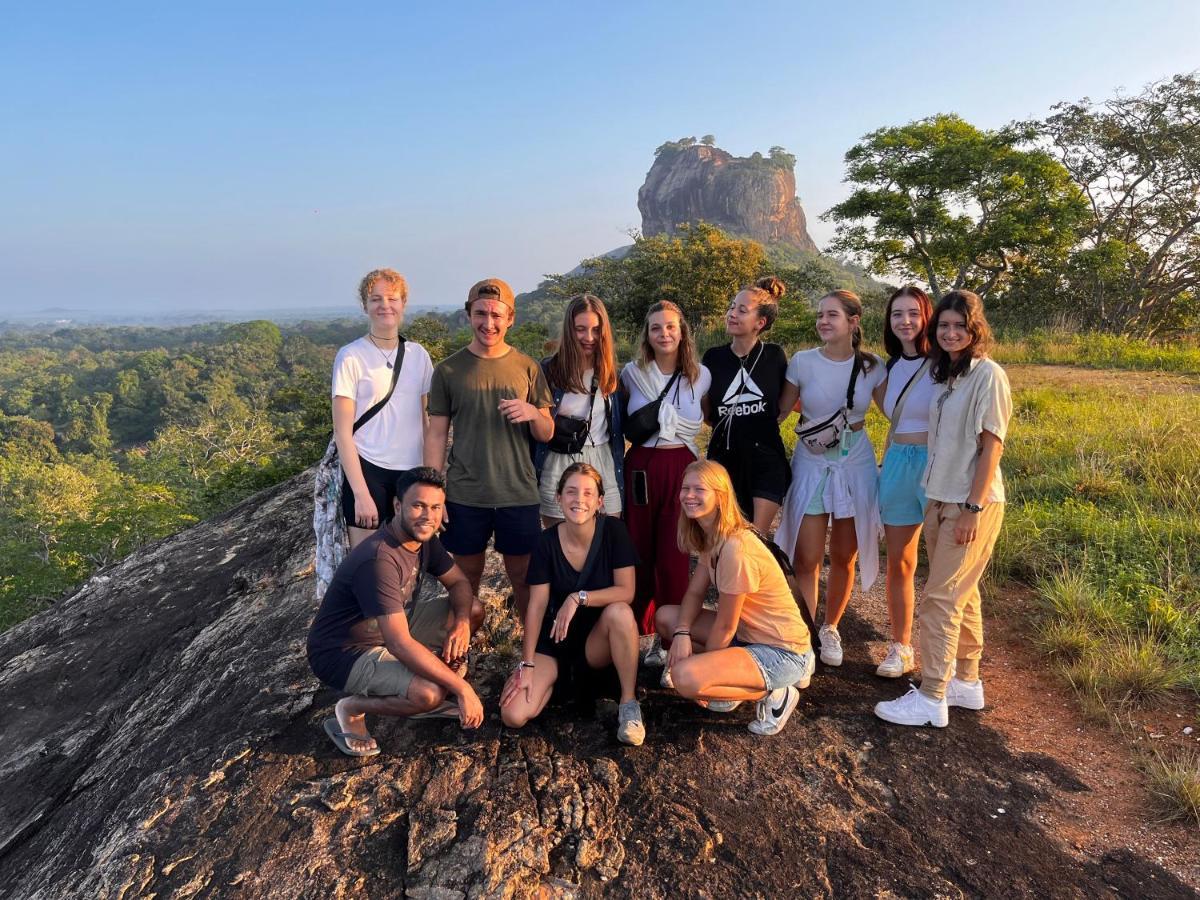 Sigiriya Village Home Stay Luaran gambar
